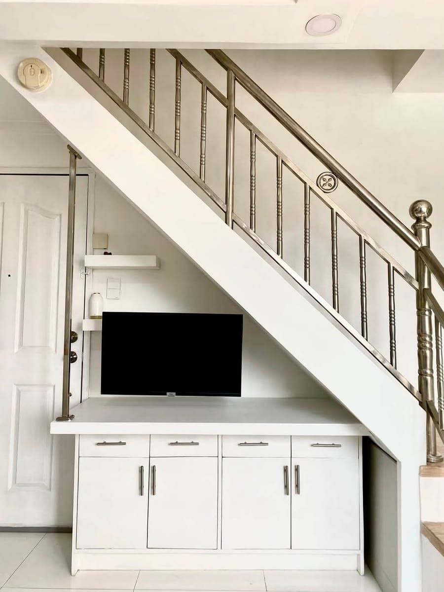 🏡 3-Bedroom Fully Furnished Condo for Lease - Walking Distance to OLFU - photo 3