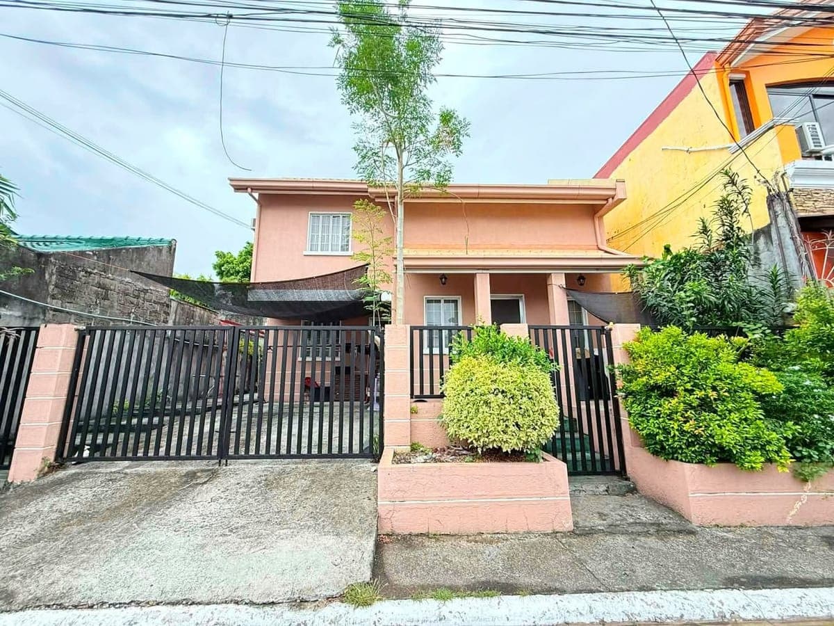 HOUSE FOR RENT IN BF HOMES - photo 1