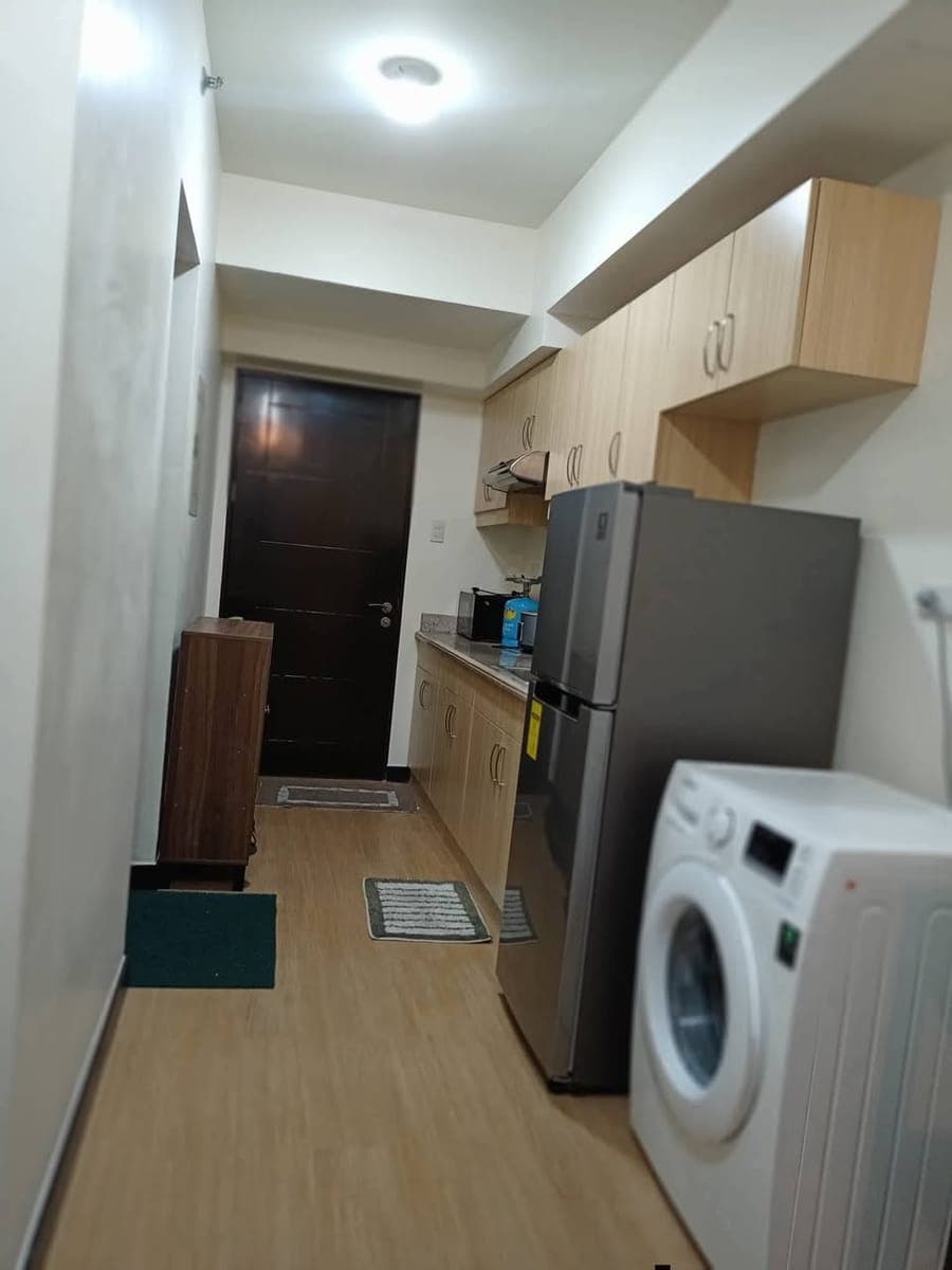 Condo unit for rent semi furnished 1Br 2nd floor long term .pm for more details direct  owner here C... - photo 4