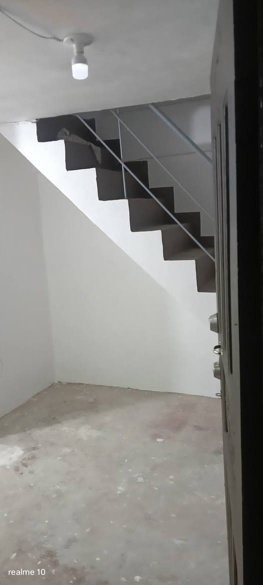 HOUSE FOR RENT UP AND DOWN PWEDE NA LIPATAN AGAD-AGAD - photo 3