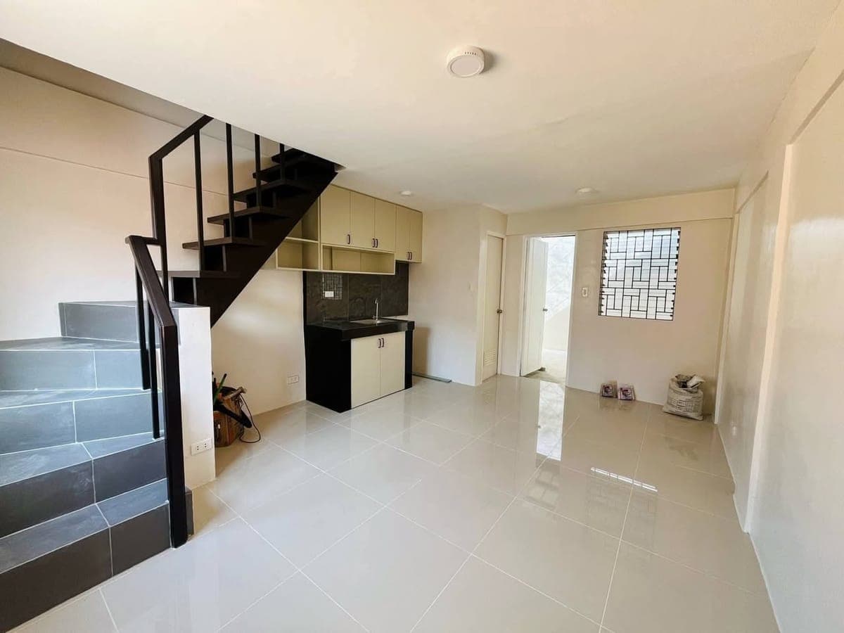 HOUSE FOR Long term Rent in Camella South, Brgy. Alijis, Bacolod City( Unfurnished 2storey House) Re... - photo 3