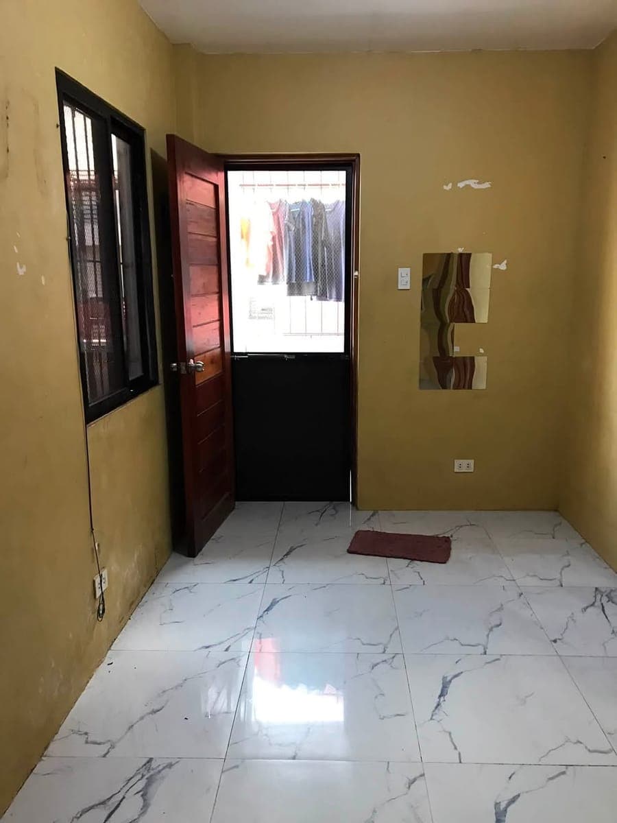 House rent 8k 56 vitalez st. Sandionisio paranaque quirino ave. Near credit coop. Coastal [submeter and no parking/pet] - photo 3