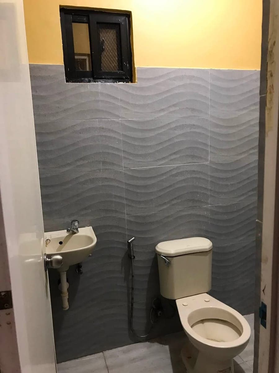House rent 8k 56 vitalez st. Sandionisio paranaque quirino ave. Near credit coop. Coastal [submeter and no parking/pet] - photo 4