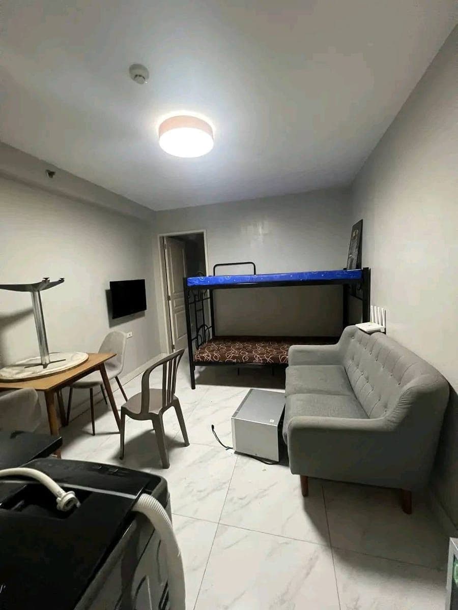 20K MONTHLY IN MONARCH PARKSUITES‼️ - photo 2