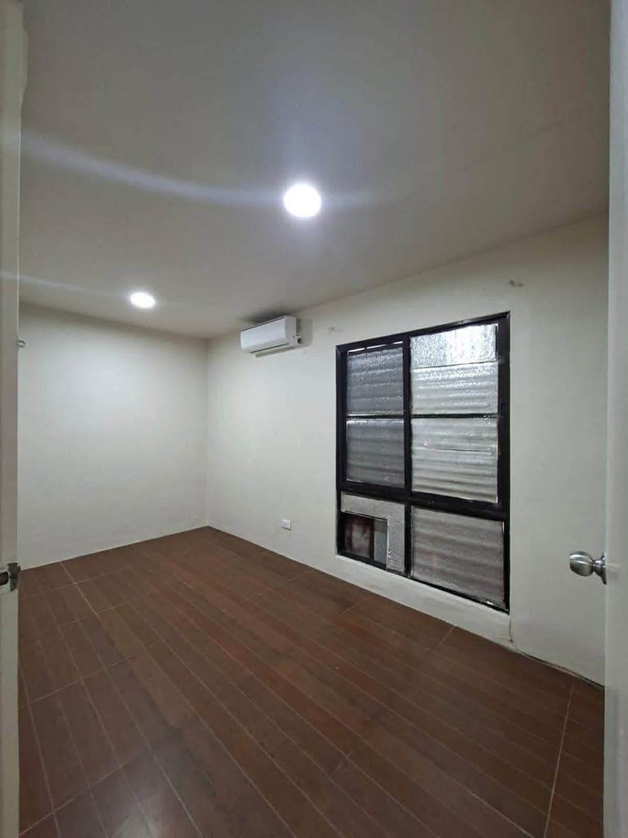 3 BR Townhouse for Rent in Betterliving Parañaque - photo 4