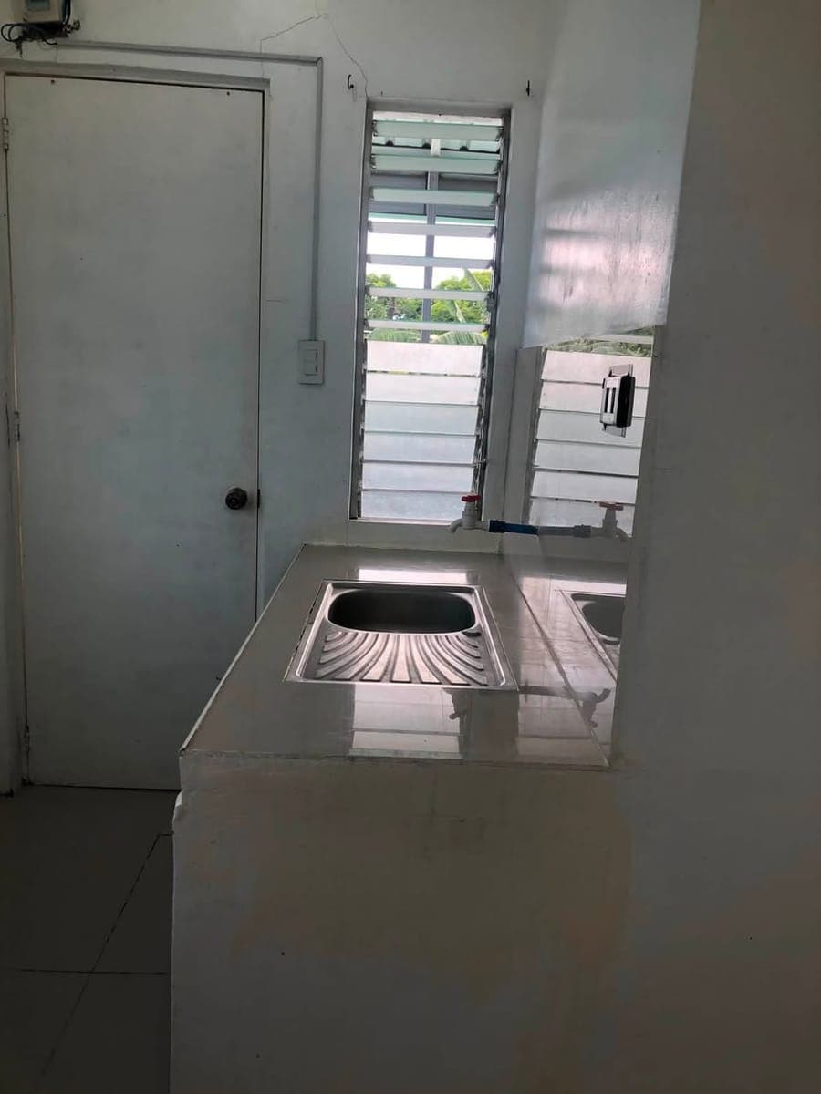 Room for room rent studio type                          With own Cr & kitchen sink.... - photo 4