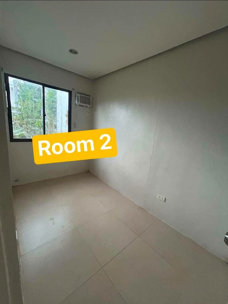 🏡 Bungalow Corner House for Rent - photo 4
