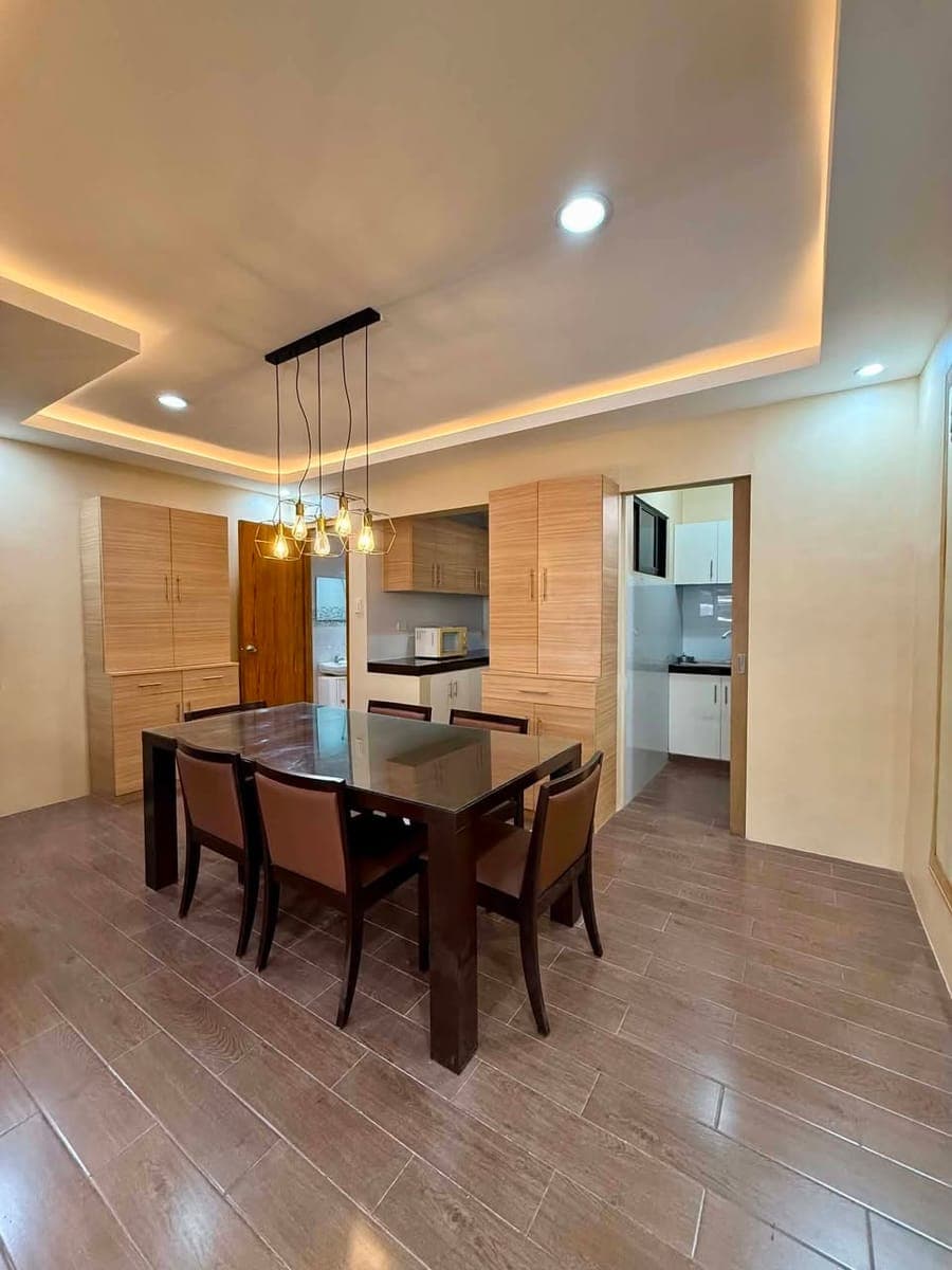 ₱25K | 200 sqm Townhouse for Lease | 3BR + Attic | Parañaque - photo 1