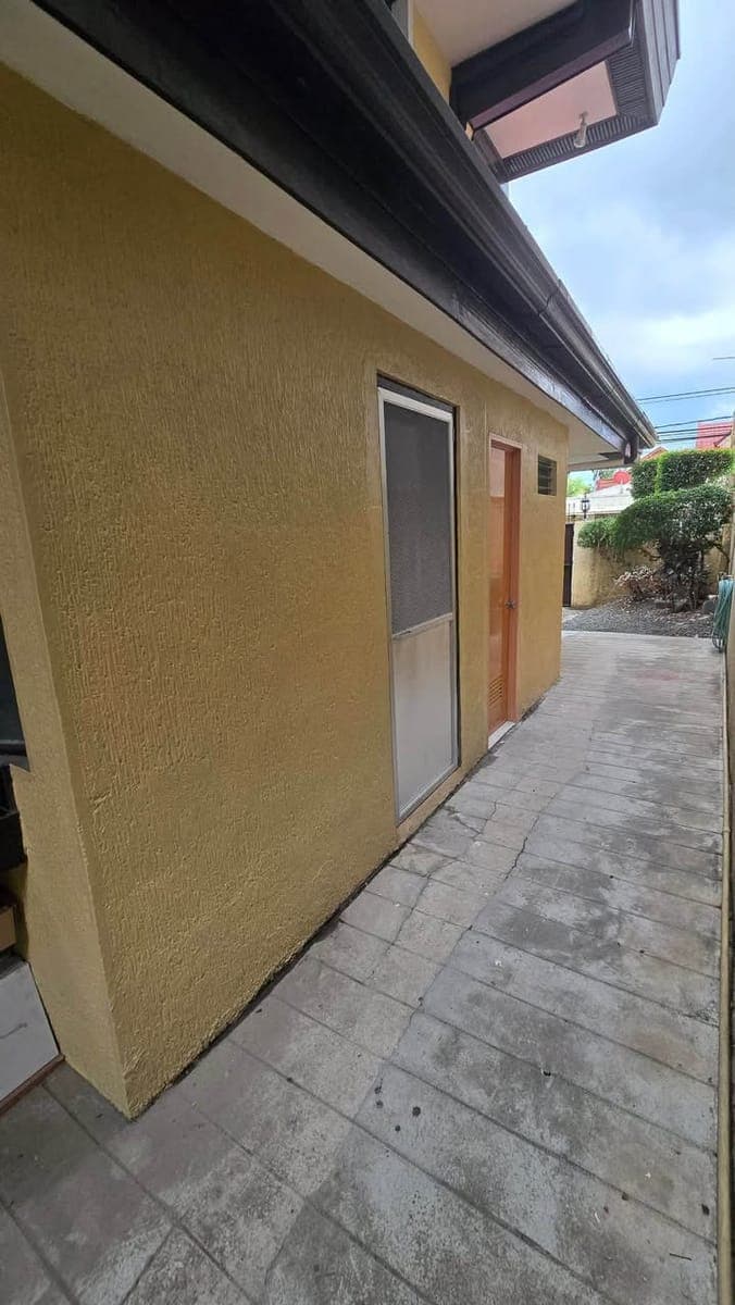 1 Room with Bathroom for Rent ( FEMALE Only)  Php6000/month  incl electricity and water. - photo 1