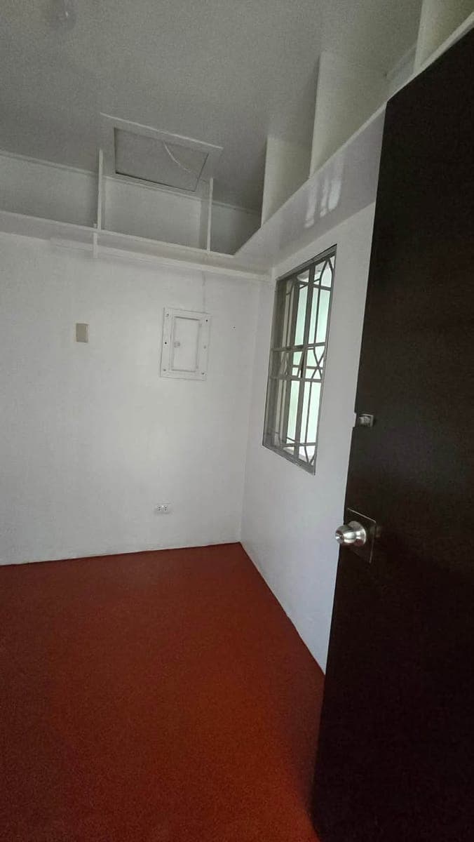 1 Room with Bathroom for Rent ( FEMALE Only)  Php6000/month  incl electricity and water. - photo 4