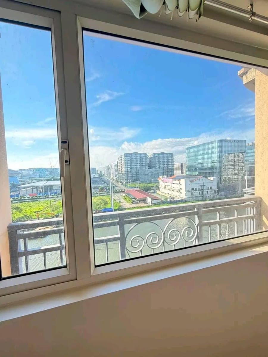 18K MONTHLY IN MONARCH PARKSUITES‼️ - photo 1