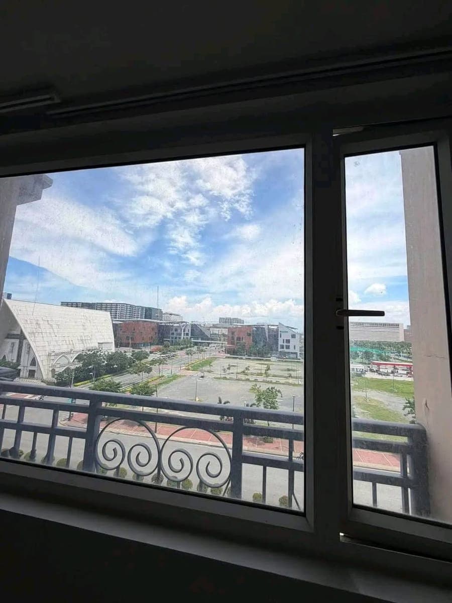 18K MONTHLY IN MONARCH PARKSUITES‼️ - photo 2