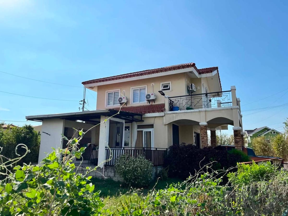 Fully Furnished House for rent - photo 1