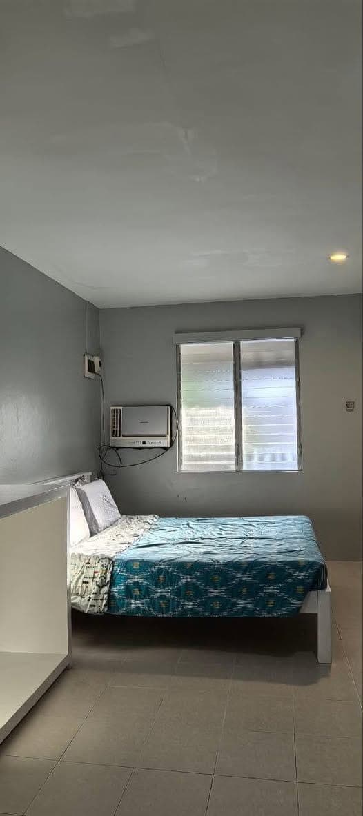 FOR RENT: Fully Furnished Studio Pad with Gate & Fence - photo 3