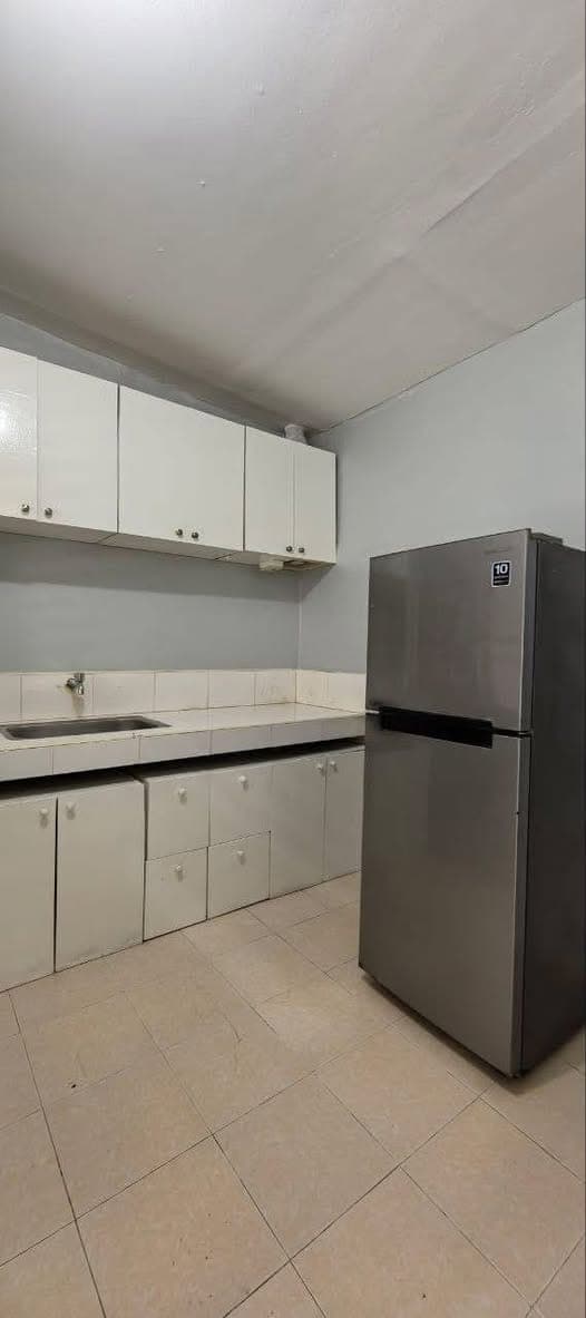 FOR RENT: Fully Furnished Studio Pad with Gate & Fence - photo 4