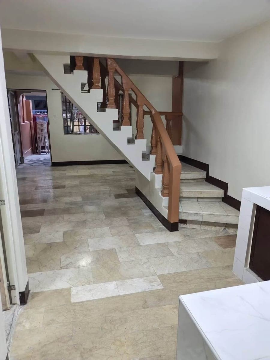 FOR RENT: 2-Storey House - photo 4