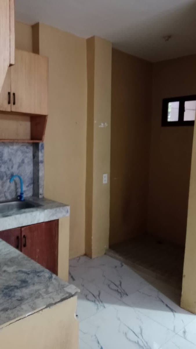 House rent 8k 4P 2ndfloor 56 vitalez st.sandionisio paranaque near credit coop.quirino ave.(no pet/m... - photo 5