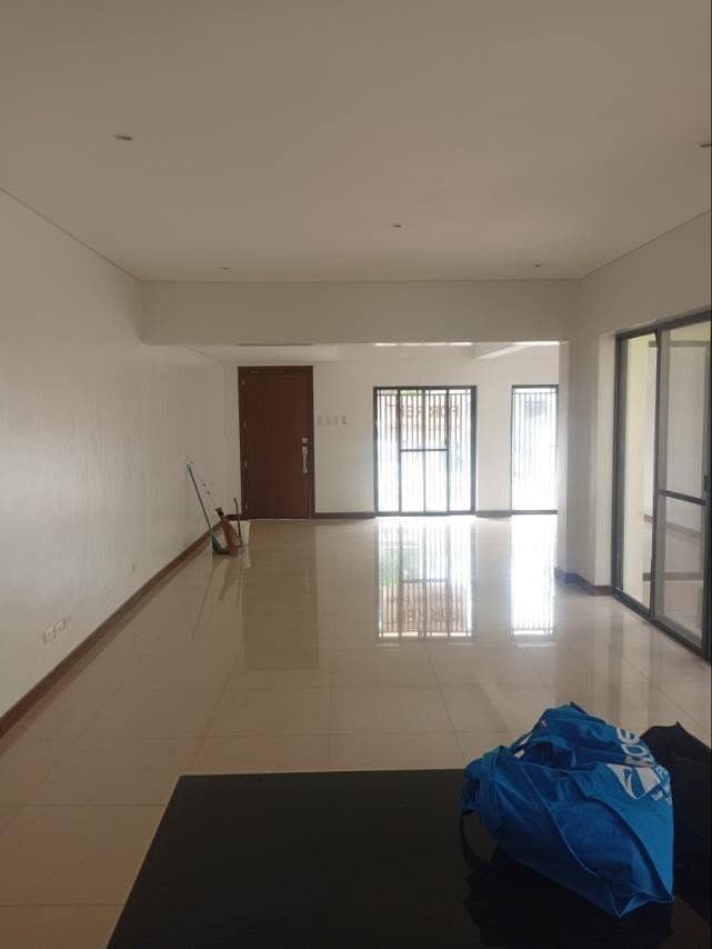 Bungalow House for Rent - photo 2