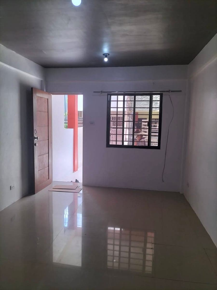 Apartment for rent (townhouse type) up &down located at annex 31 severina 18 Marcelo green paranaque... - photo 1