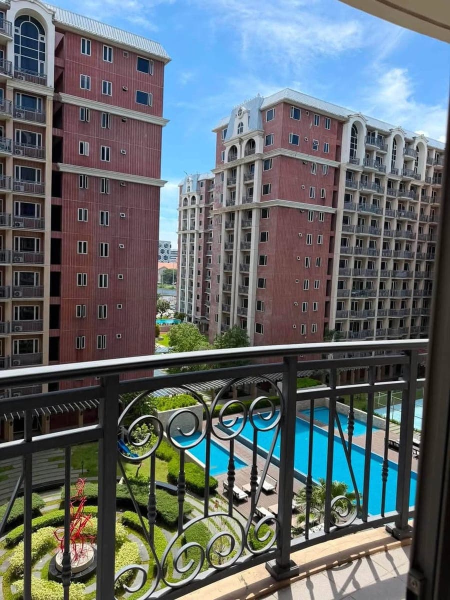 20K MONTHLY IN MONARCH PARKSUITES‼️ - photo 1