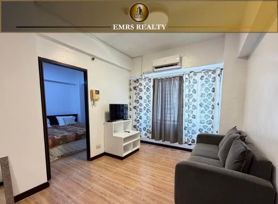 1 Bedroom Fully-Furnished Condo at Greenbelt Parkplace, Makati - photo 1