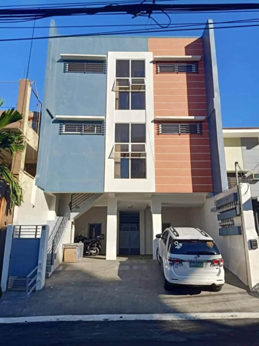 Studio condo type apartment for rent - photo 1