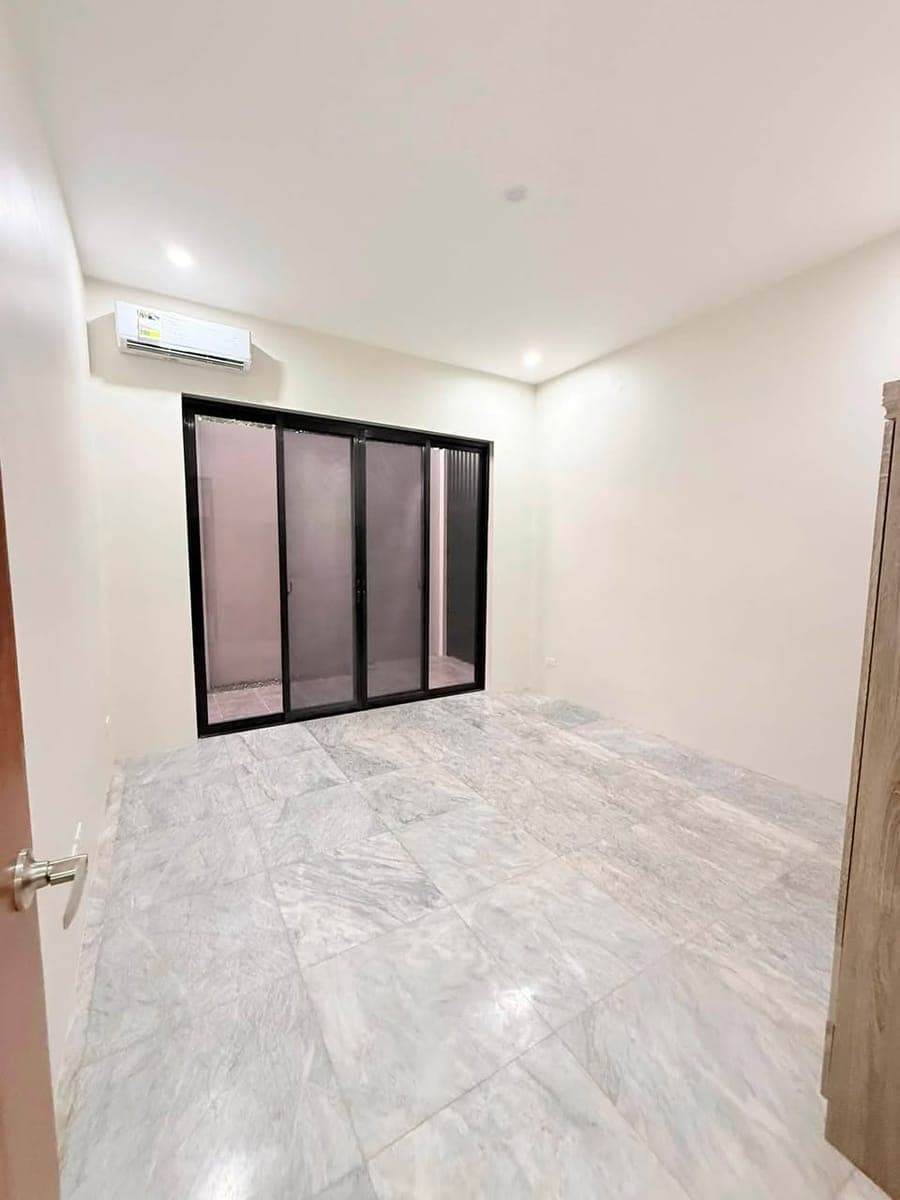 🏡 FOR RENT | Brand New Modern Bungalow in Merville, Parañaque - photo 3