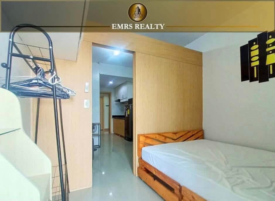 Green Grass Residences - Quezon City - Besides SM North, near SM Trinoma - photo 2