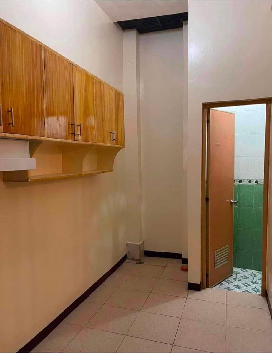 House for rent (2 story) - photo 2