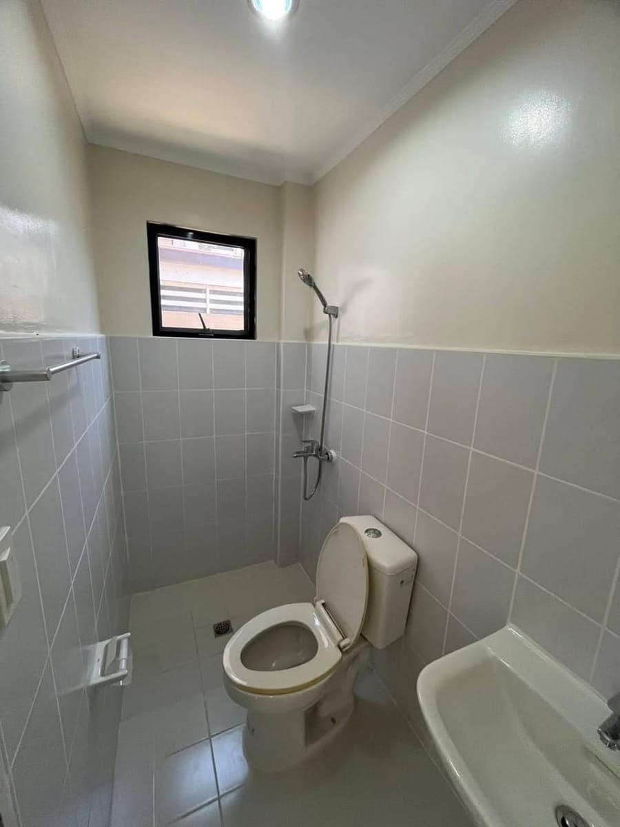 FOR RENT- House & Lot in Mactan Plains Subdivision located Lapu-Lapu City! - photo 4