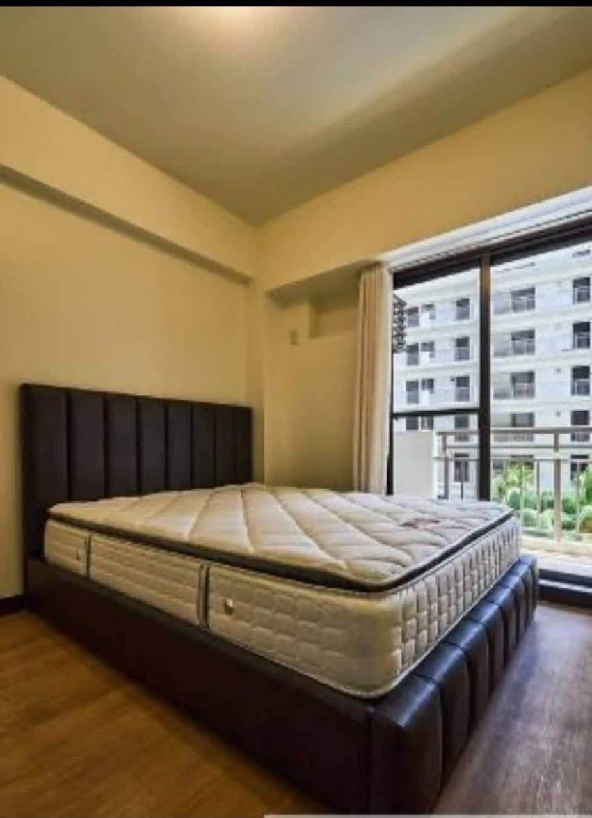 Two Bedroom with balcony Condo Unit for Rent in Calathea Place. - photo 2
