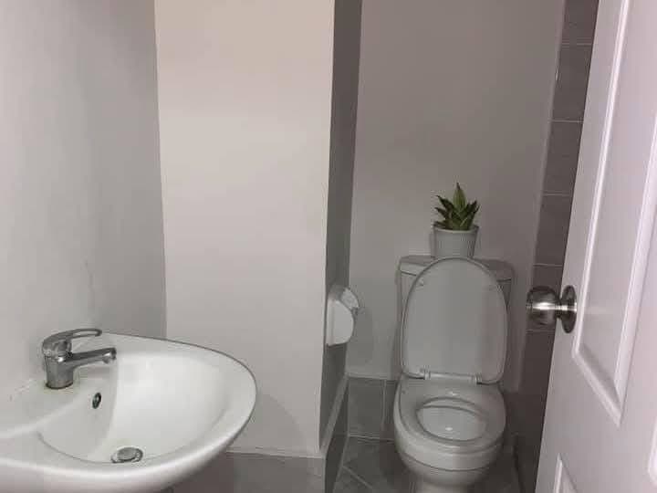 For Rent/Sale Studio Type with Balcony 🏢 - photo 5