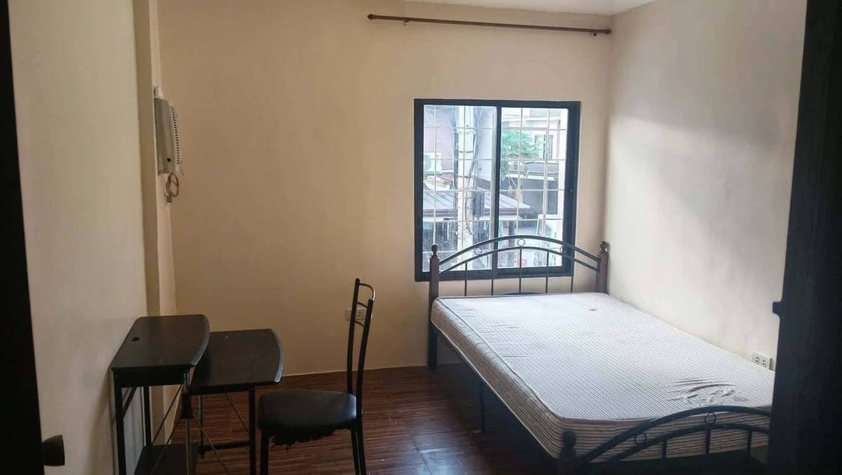 🏡 FOR RENT – Fully Furnished Townhouse - photo 5