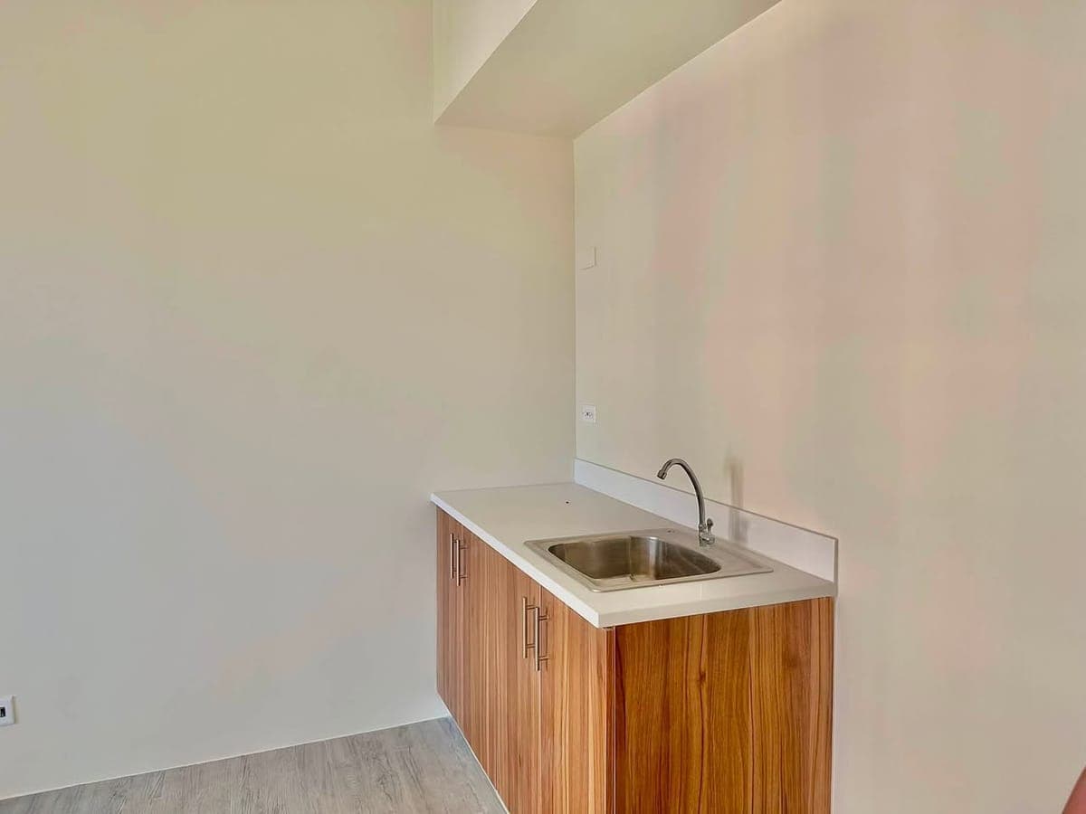 🏡 BRAND NEW Studio Unit for Rent – Amaia Steps Sucat - photo 1