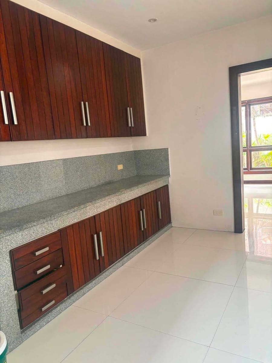 HOUSE FOR RENT IN BF HOMES - photo 4
