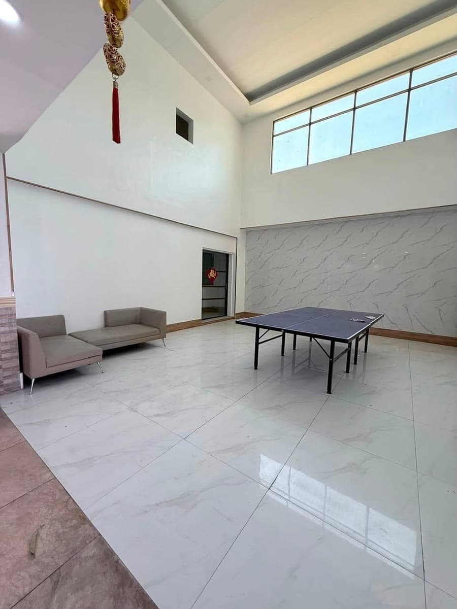 BIG HOUSE FOR RENT!! [Direct tenant ONLY] - photo 2