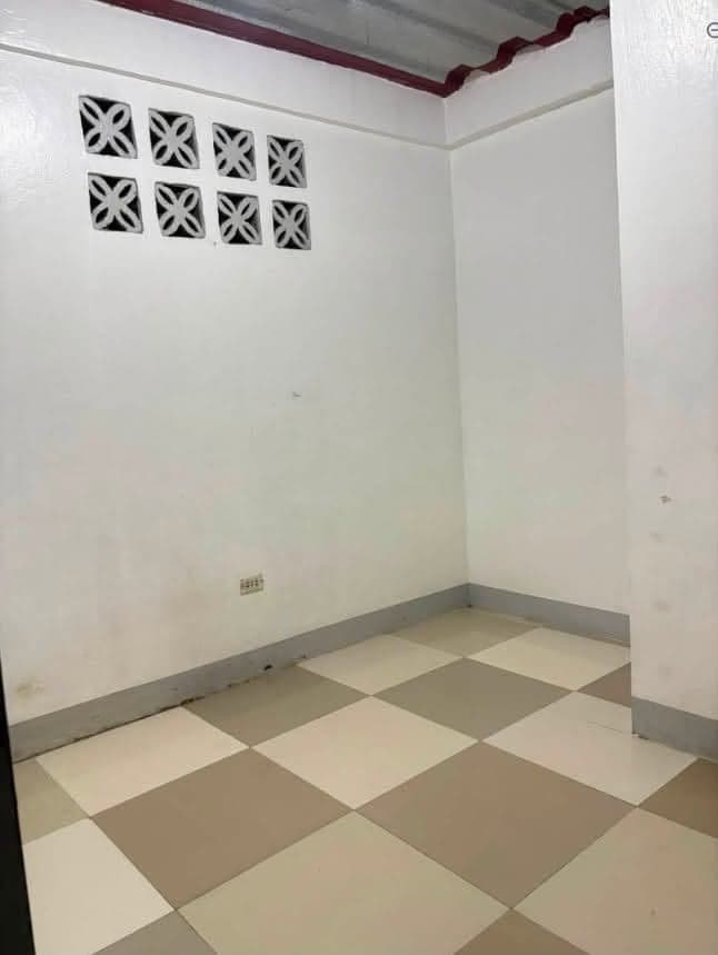ROOM FOR RENT!!!! - photo 1