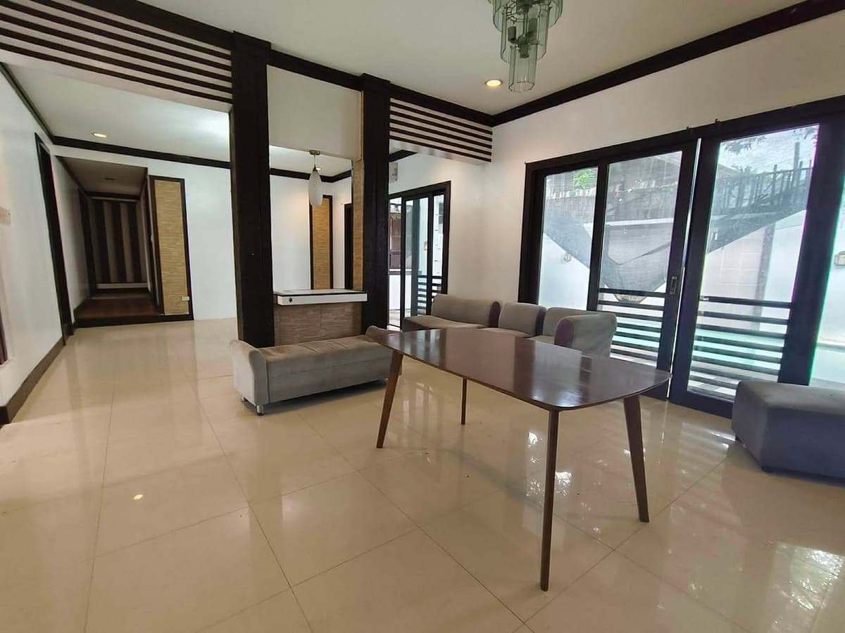 BUNGALOW HOUSE FOR RENT WITH SWIMMING POOL IN BF HOMES PARANAQUE - photo 2