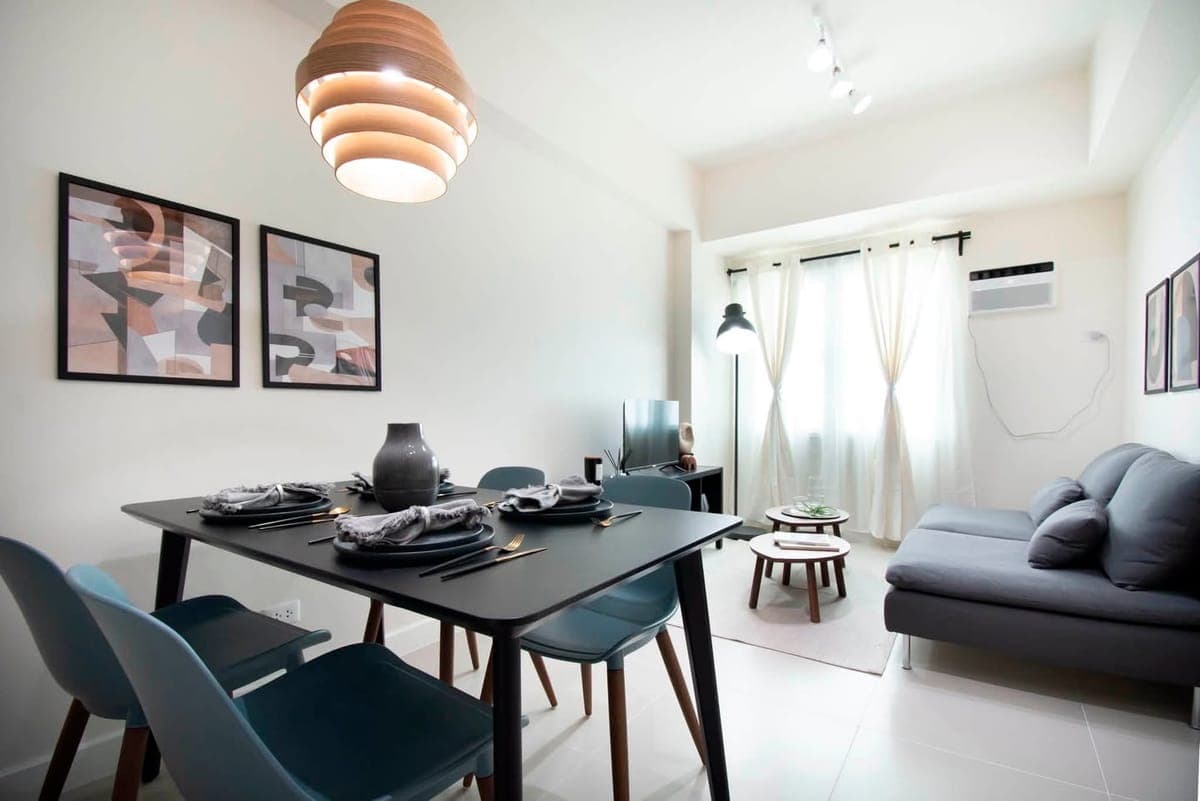 For rent - East Bay Residences - photo 2