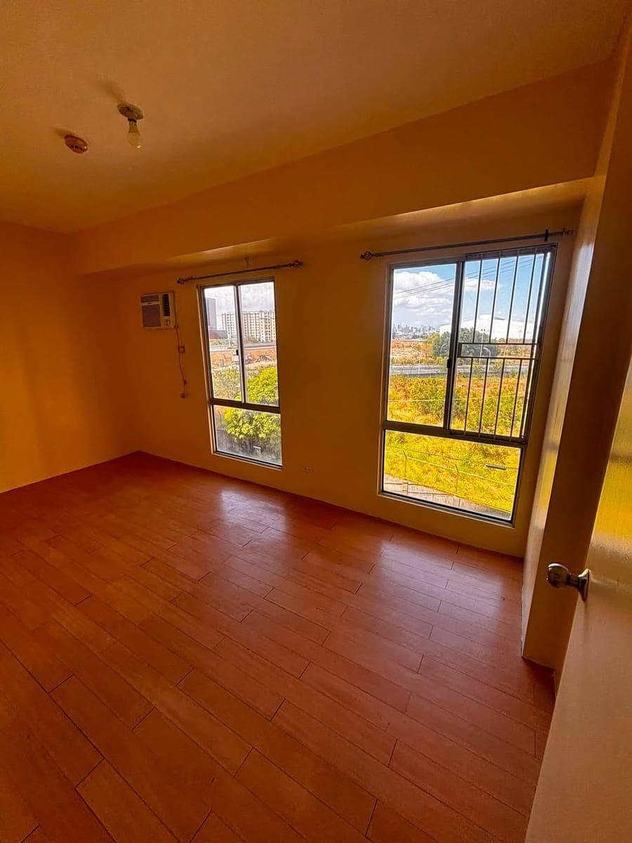 ✨CONDO UNIT FOR RENT✨ - photo 2