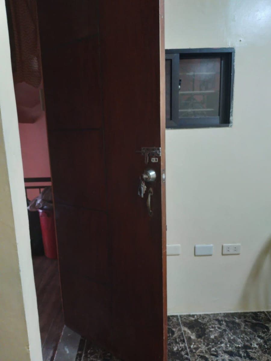 Room for Rent - photo 1