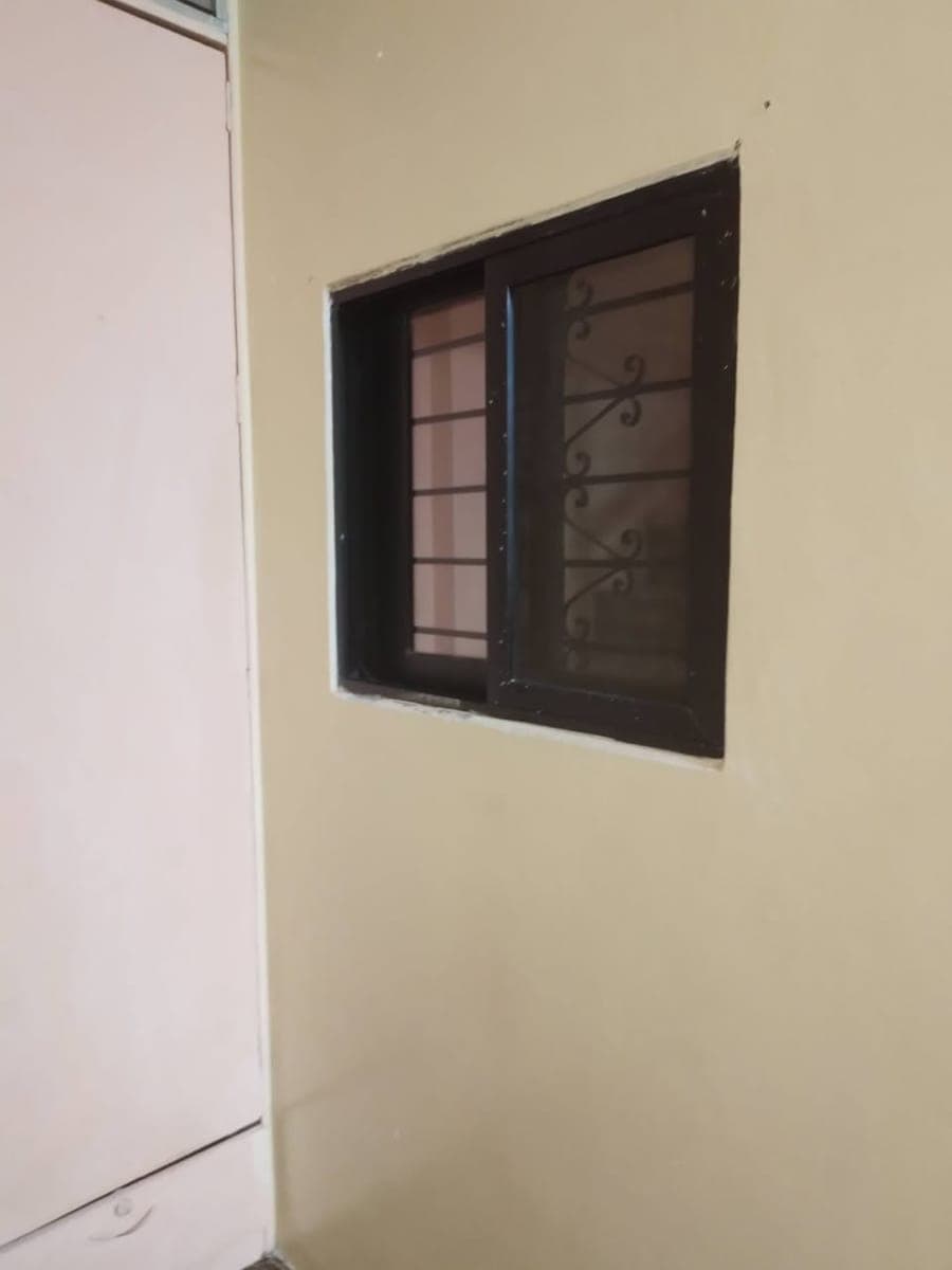 Room for Rent - photo 4