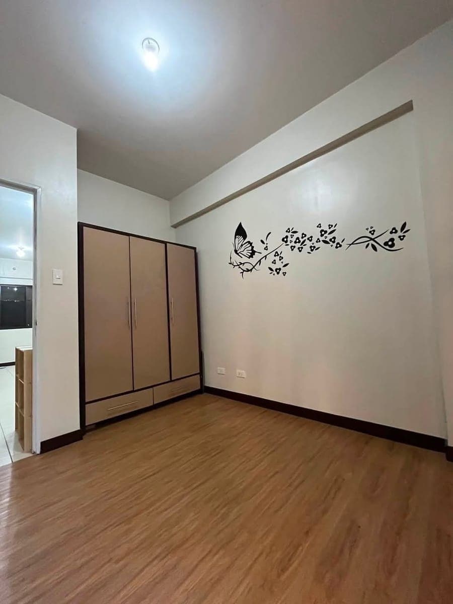 ‼️ Semi-furnished 2BR with balcony condo for rent, inclusive of 1 car parking slot for only 26K/mont... - photo 5