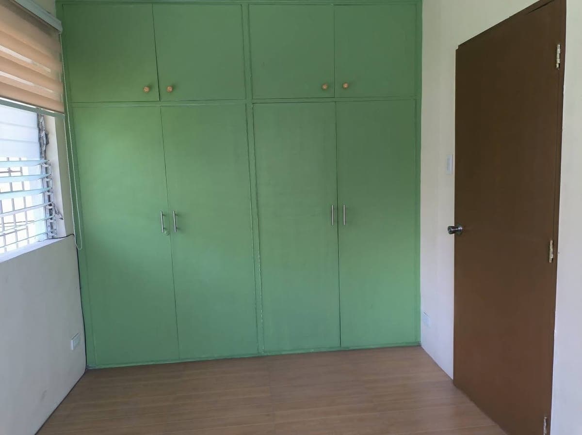 2-Storey HOUSE FOR RENT - photo 2