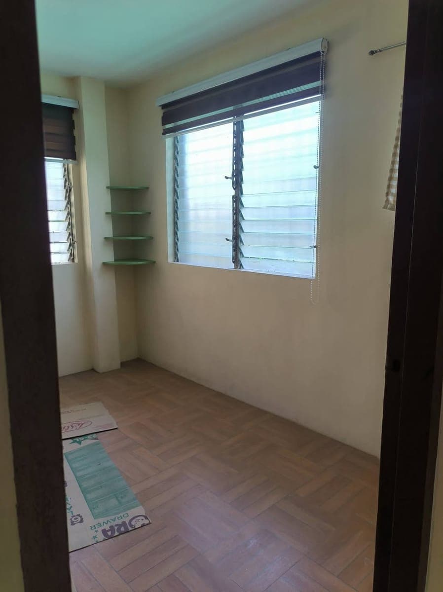 2-Storey HOUSE FOR RENT - photo 4
