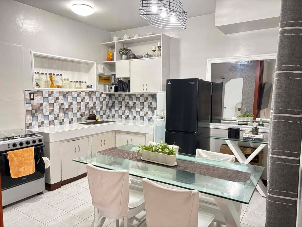 🏡 FOR RENT – Fully Furnished Townhouse 🏡 - photo 3