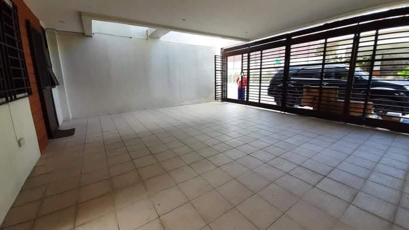 BF HOMES HOUSE FOR RENT WITH AMENITIES (CLUBHOUSE, PLAYGROUND AND POOL) - photo 2
