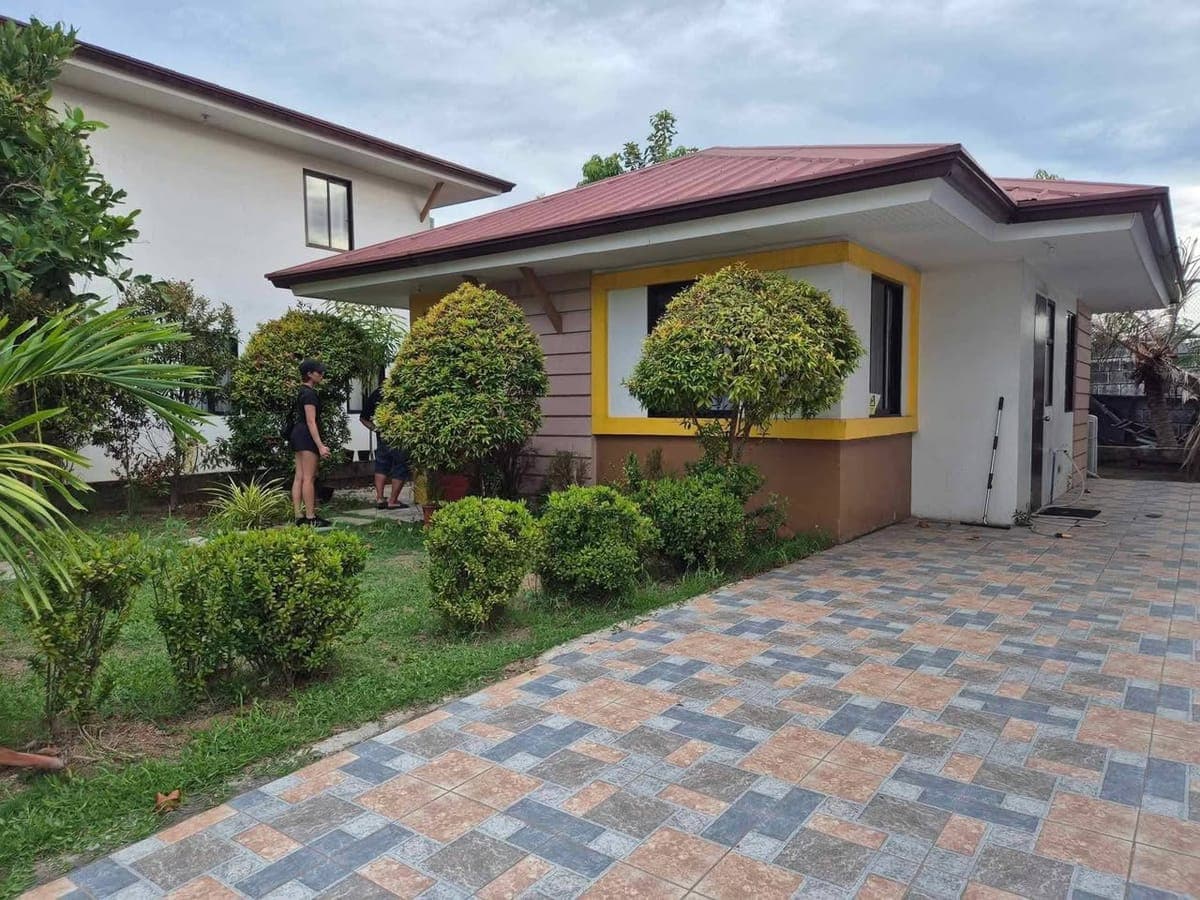 BUNGALOW HOUSE FOR RENT - photo 1