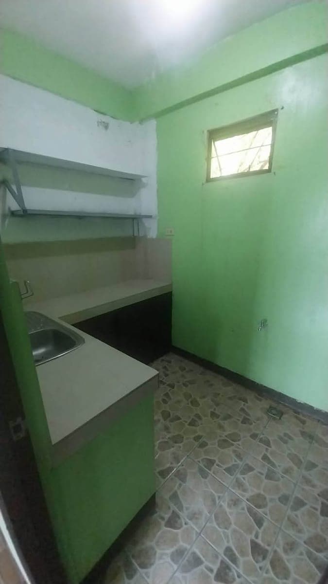 6500, Big Studio (25 sqm)Apartment for Rent in Paso de blas (lords candle st de castro)2nd flr, own... - photo 3