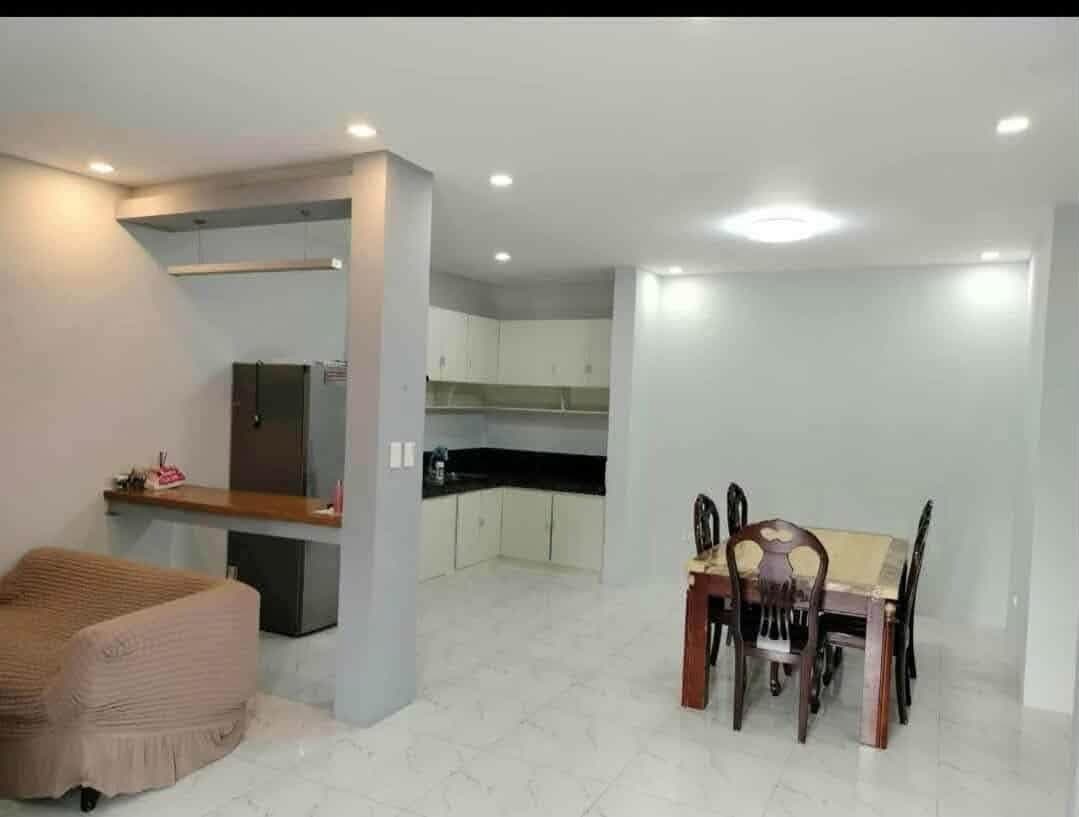 House For Rent inside Multinational Village Paranaque city - photo 1